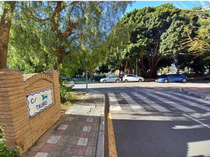 דירות Chic בנאלמדנה מראה חיצוני תמונה
